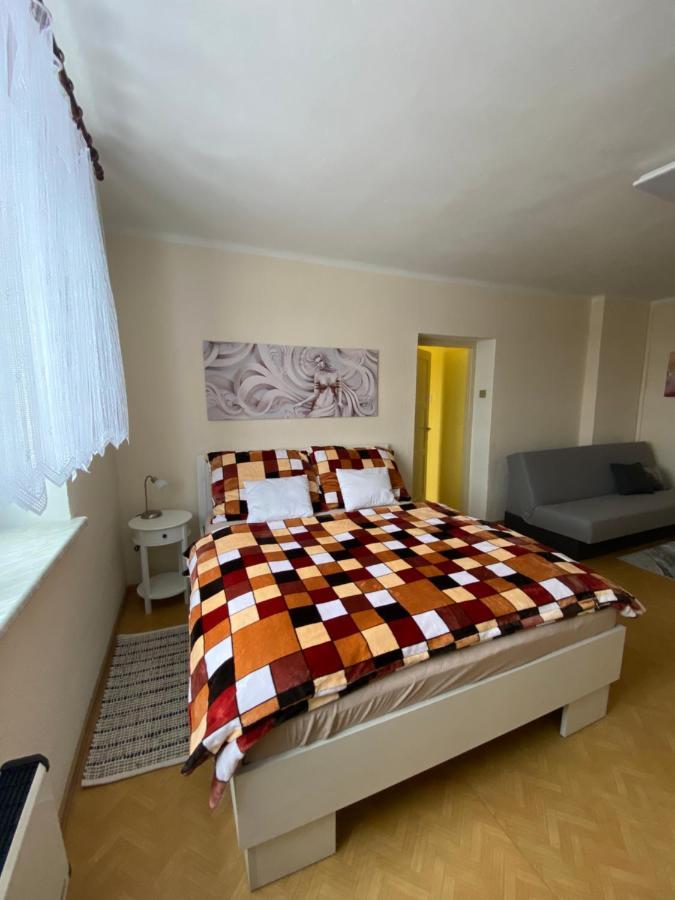 Rodinny Apartman 3+1 Horni Mesto Exteriör bild